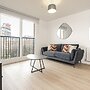 Deluxe Leeds Flat With Views