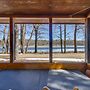 Serene Park Rapids Cabin: Fire Pit, Lake Access!