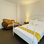 StayAU Contemporary Getaway Point Cook
