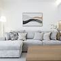 Deluxe Apartment in Kallithea