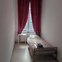 Room in Guest Room - Room In Brussels