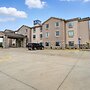 Cobblestone Hotel & Suites-RussellsPoint