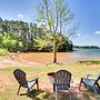 Starr Rental on Lake Hartwell: Deck & Water View!