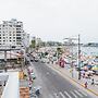 Captivating 4-bedroom Apartment in Salinas