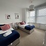 Stunning 2-bed Apartment in Shoreham-by-sea