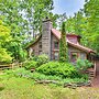 Rustic Cabin w/ Porches: 8 Mi to Tallulah Gorge!