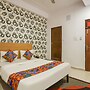 Fabhotel Pranjul Inn
