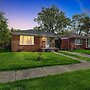 Queen G2 Mansion 3 Bedroom Home by RedAwning