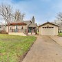 Charming Spirit Lake Home - 6 Mi to Arnolds Park!