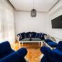 Design 150m2 Three-bedroom Apartment - Main Street