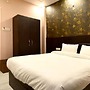 Hotel VK INN Prayagraj