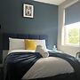Sheffield Sanctuary - 4 Bedroom House