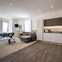 Wimbledon Tennis Retreat 3-bedroom by Sojo Stay