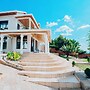 Rooftop View Apartments Rebero