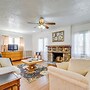Trendy South Euclid Apt - 5 Mi to Cleveland Clinic