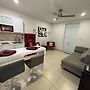 Modern Style 1 Br Near Beaches With Free Parking