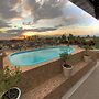 Beautiful Condo With Pool and Close to the Beach