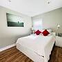 12B Venice Beach Access Stay