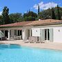 Luxe Villa With Pool in Lorgues
