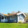 4 Person Holiday Home in Grundsund