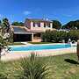 Modern Villa Flovin With Swimming Pool