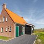 Luxury Holiday Home With hot Tub, in Zeeland