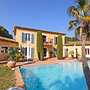 Vibrant Holiday Home With Private Pool