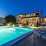 Villa Albina Comfortable Holiday Residence