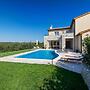 Patricia Comfortable Holiday Residence