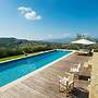 Belvilla by OYO Villa With Private Pool