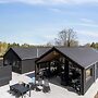 5 Star Holiday Home in Dronningmolle