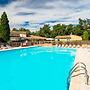 Provencal-style Maisonette With Communal Pool