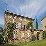 Apartment in Provence Castle With Pool