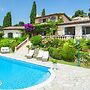 Villa Near Cannes With Pool and Views