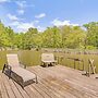 Historic Clark Cabin w/ Deck & Fishing Pond Access