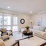 Luxe Seaside Vacation Rental: Walk Downtown!