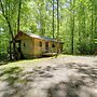Hot Tub & On-site Trails: Secluded Marion Cabin