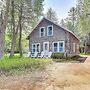 Baileys Harbor Cottage w/ Dock: Steps to Lake!