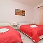Seafront Apartments Anthony