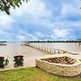 Eagle Mountain Lake Retreat: Private Dock & Deck!