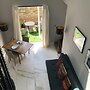 London-apartment-sleeps2-privateentrance