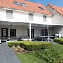 Huswell - Fabulous House for 8 People With Sunny Garden