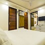Lovely 1 bhk Serviced Apartment With Balcony