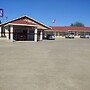 Brooks City Executive Inn