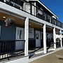 Dock Street Inn