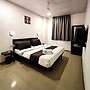 Hotel Gokul Solitaire - Surat