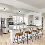 Serene South Haven Retreat w/ Deck: 1 Mi to Dtwn!