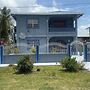 Lania Cottage