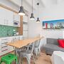 Fira POP 2 Modern Balcony by Myrentalhost