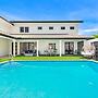 Amazing 7 BR Villa With Heated Pool Near the Beach